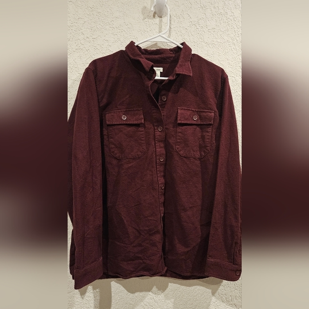 L.L. Bean long sleeve 100% Cotton Maroon Button Down Top XL